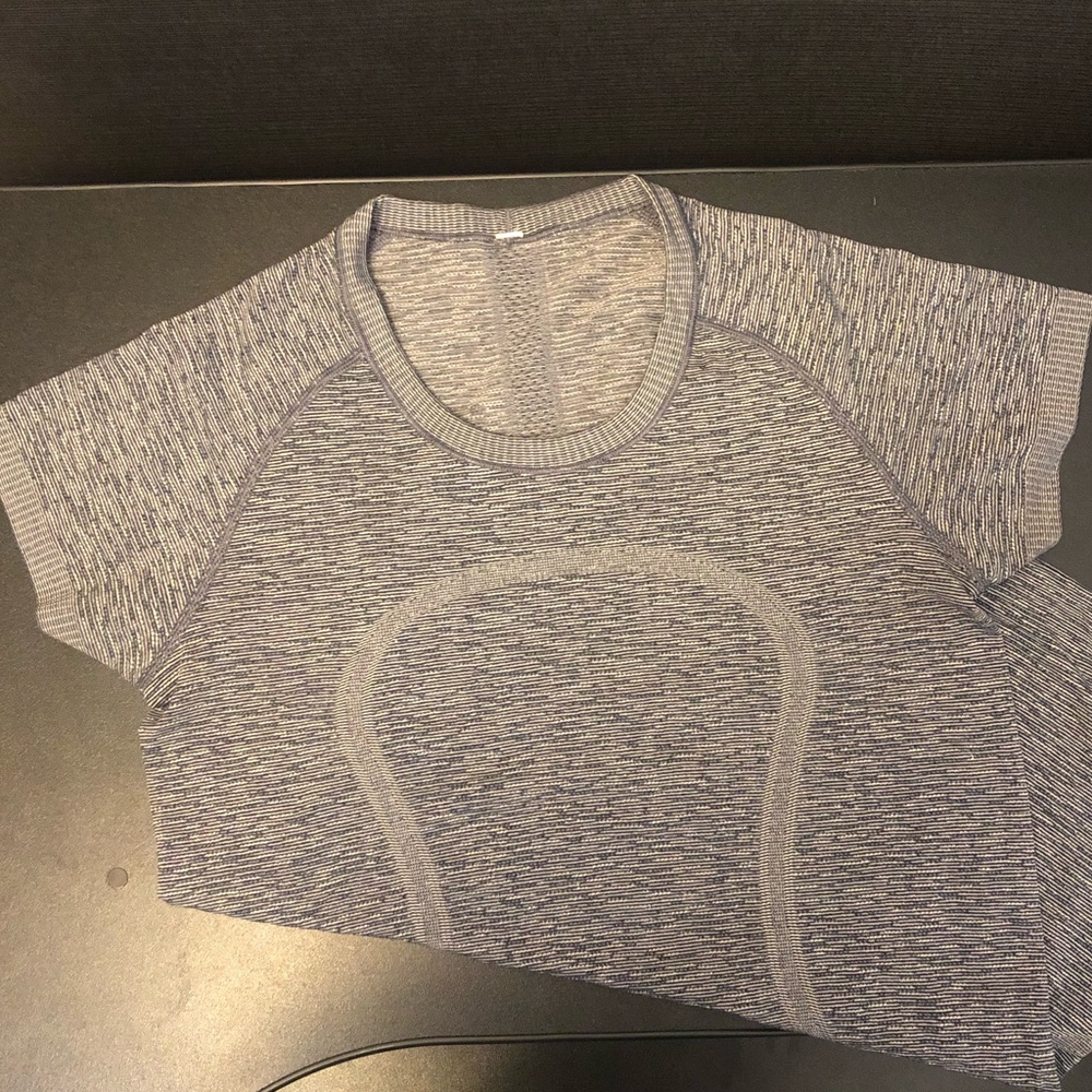 Swiftly Tech Lululemon Tee Shirt